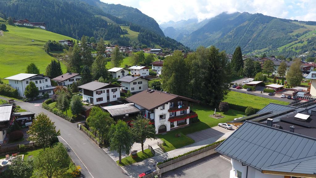 Johannahof Appartements Kaprun Extérieur photo