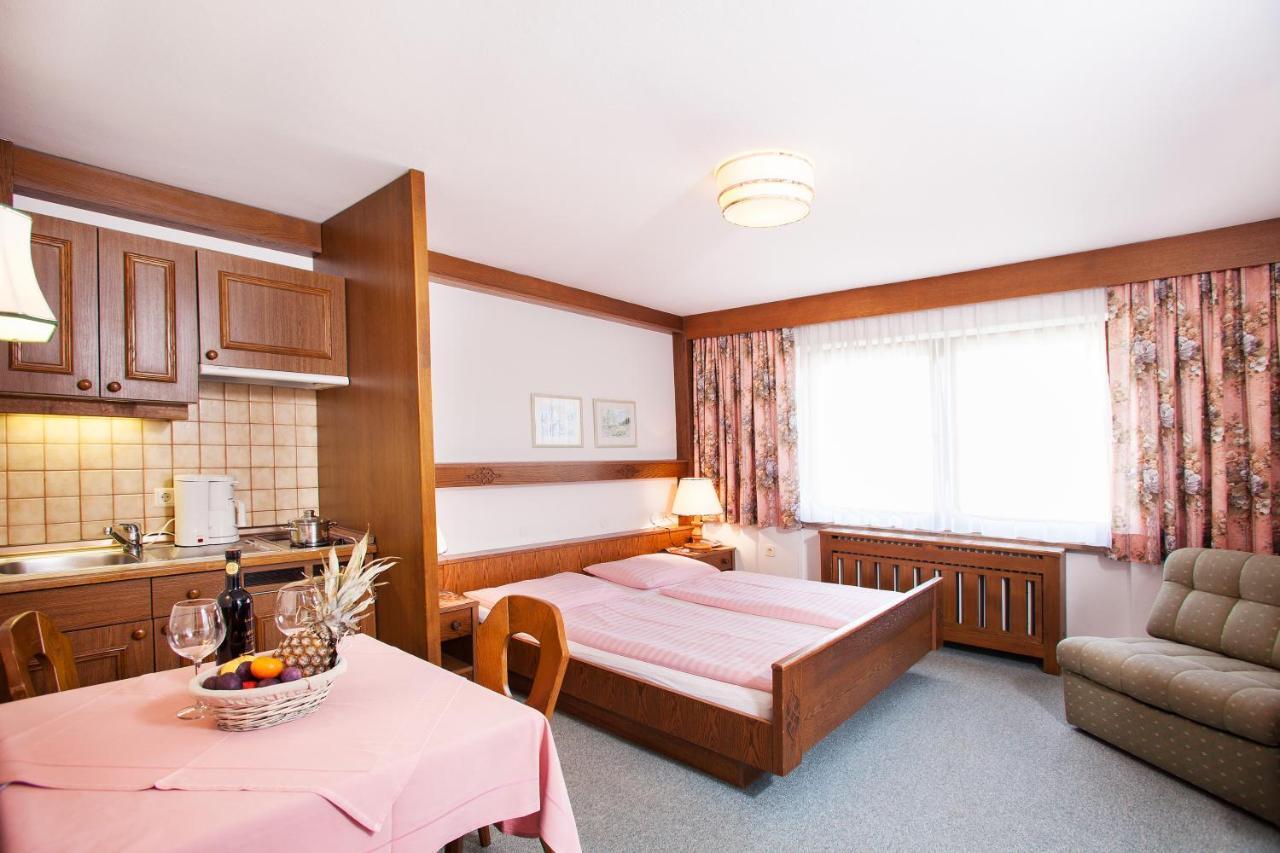 Johannahof Appartements Kaprun Chambre photo